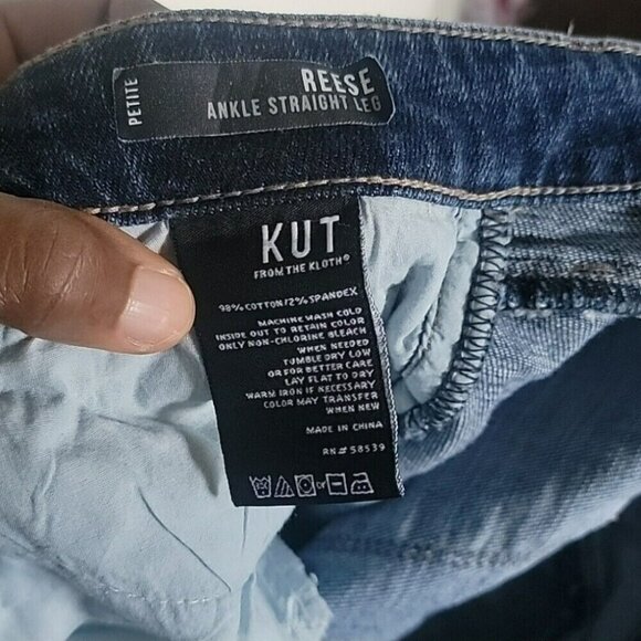 KUT from the Kloth Blue Reese Ankle Straight Leg Jeans Distressed Hem Size 6P - Picture 4 of 9